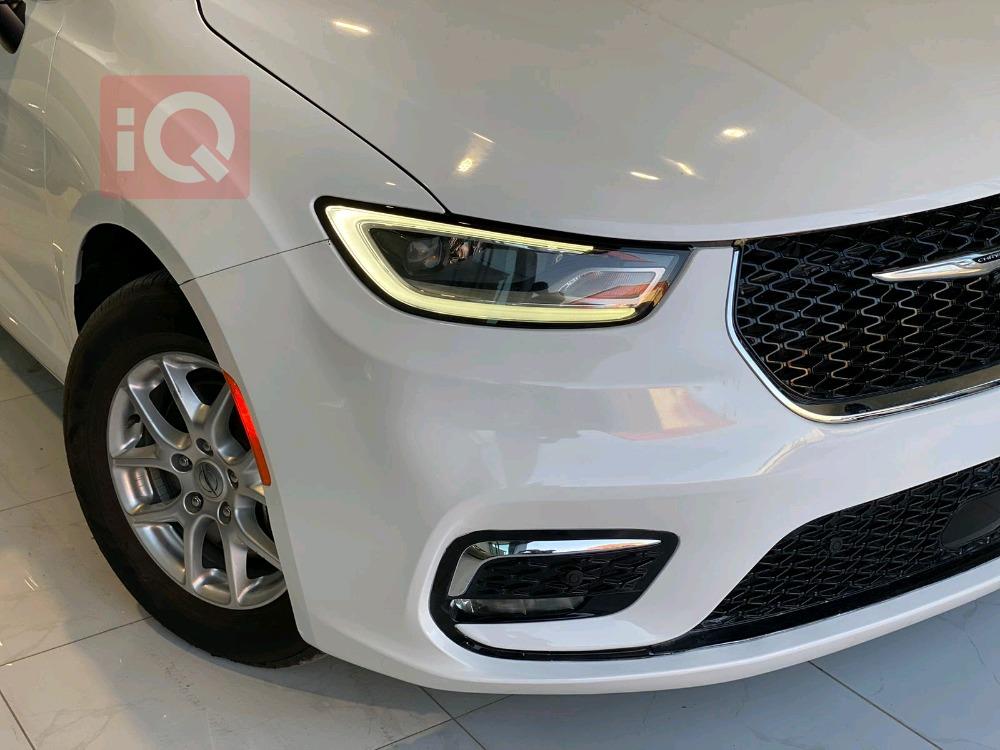 کرایسلەر پاسیفیکا